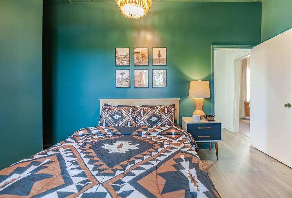 The Boho Disco Villa Louisville Bagian luar foto